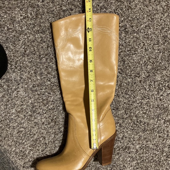 ⭐️Like New - Western Blonde Leather Boots - Picture 11 of 12